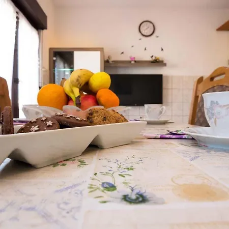 Two-Bedroom Apartment In Zadar II