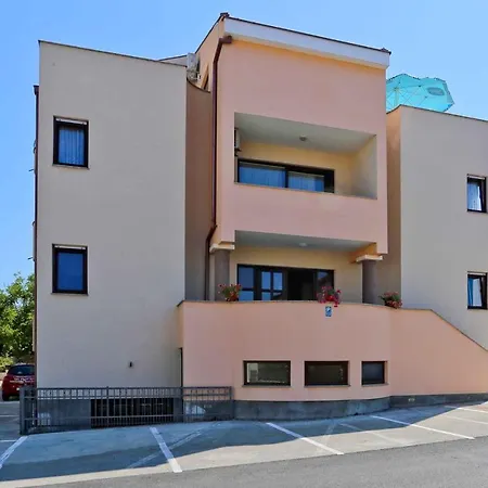 Two-Bedroom Apartment In Zadar II Apartman *