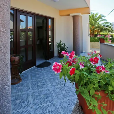 Two-Bedroom Apartment In Zadar II Apartman *