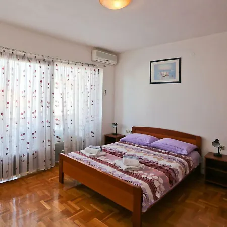 Two-Bedroom Apartment In Zadar II Apartman